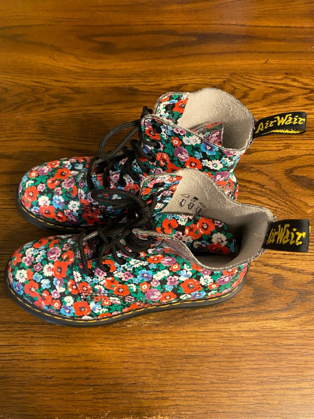 Dr. Martens 1460 Pascal Wanderlust Floral Boots Leather 8 Eye Multi Size 7 - Picture 5 of 11